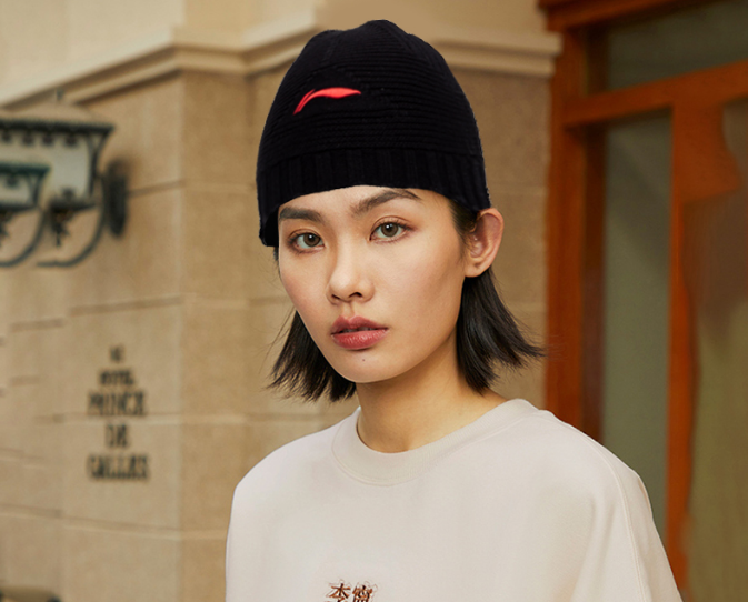 不同款式的针织帽